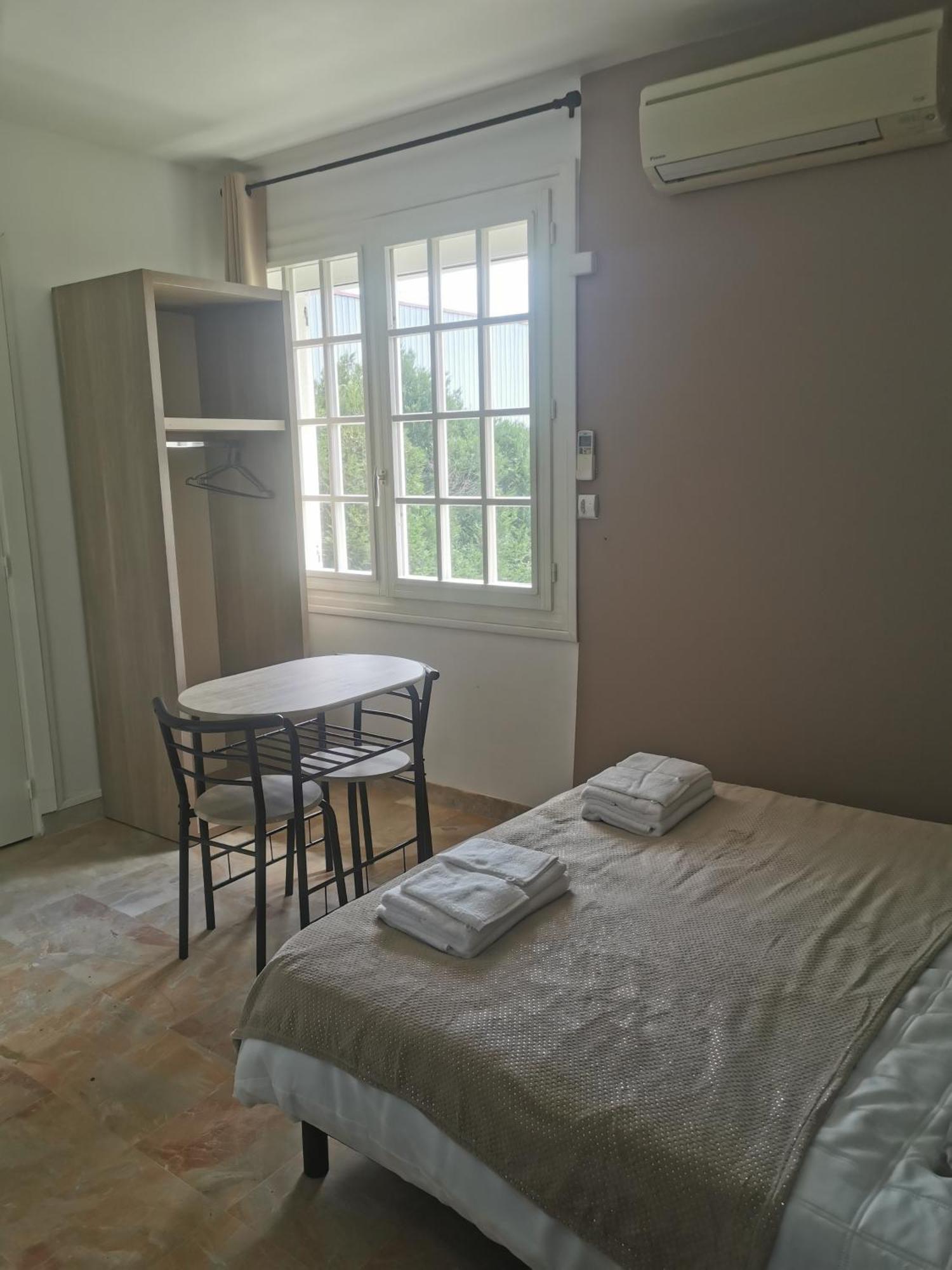 Appartement 3 , Disneyland - Parking Gratuit - Maison Des Platanes Meaux Exterior foto